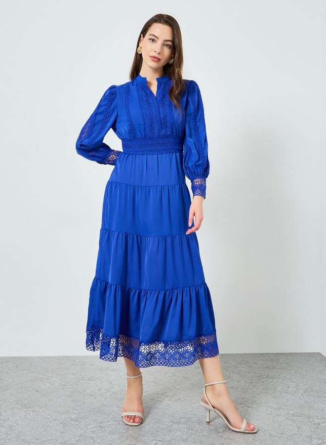 ستايلي فستان ميدي بتصميم طبقات مع تفاصيل دانتيل - Image 2